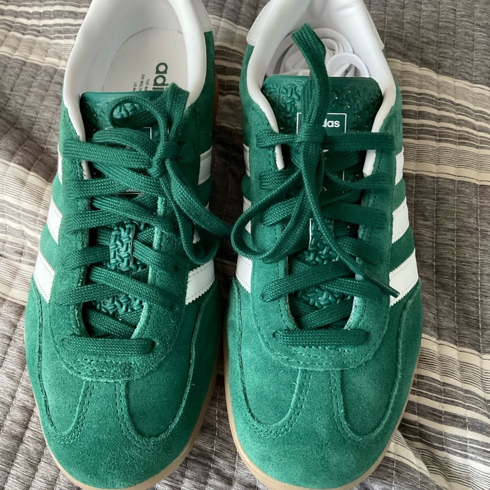 Adidas Emerald Green Suede Sneakers.. Gazelle Indoor